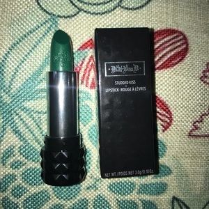 💞Kat Von D Studded Kiss Crème Lipstick - Plan 9